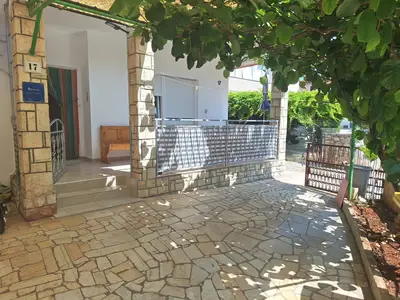 Ferienwohnung für 2 Personen (38 m²) in Novigrad 1/10