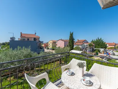 Ferienwohnung für 4 Personen (60 m²) in Novigrad 1/10