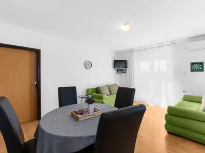 Ferienwohnung für 4 Personen (60 m²) in Novigrad 5/10