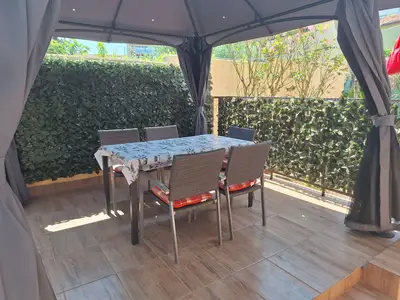 Ferienwohnung für 4 Personen (41 m²) in Novigrad 1/10
