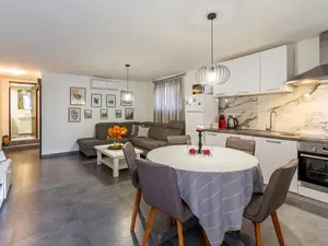 Ferienwohnung für 4 Personen (50 m²) in Novigrad