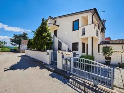Ferienwohnung für 4 Personen (85 m²) in Novigrad 2/10