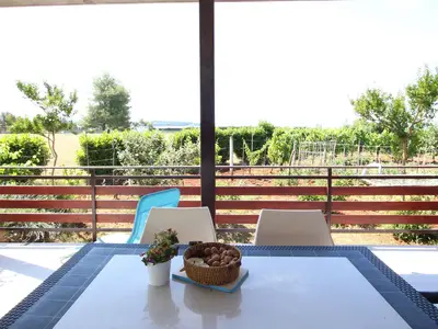 Ferienwohnung für 3 Personen (45 m²) in Novigrad 3/10