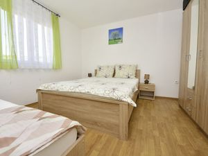 23857044-Ferienwohnung-6-Novigrad (Zadar)-300x225-5