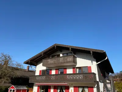 Der oberster Balkon gehört zu unserer Ferienwohnung.
