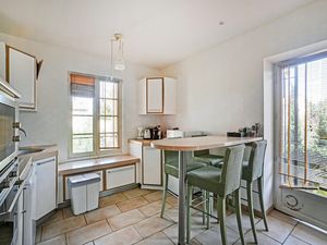 24003815-Ferienwohnung-6-Nîmes-300x225-4