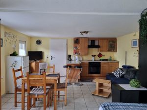 23432819-Ferienwohnung-4-Ober-Mörlen-300x225-3