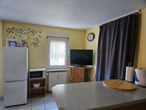 23361355-Ferienwohnung-4-Ober-Mörlen-300x225-3