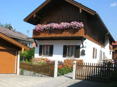 Ferienwohnung für 4 Personen (75 m²) in Oberammergau 1/10