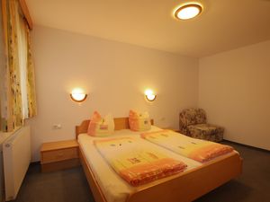 23351727-Ferienwohnung-4-Oberau (Tirol)-300x225-4