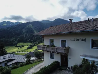 Ferienwohnung für 9 Personen (90 m²) in Oberau (Tirol) 2/10