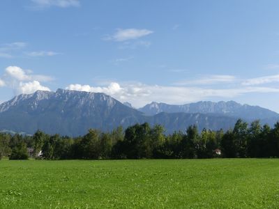 Umgebung von Niederaudorf mit Blick auf den Zahmen Kaiser