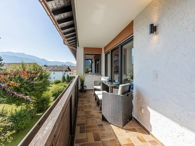 Balkon mit Blick zum Kaisergebirge