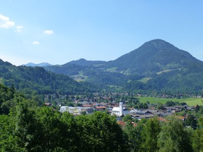 Ortsansicht Oberaudorf mit Blick zum Wildbarren