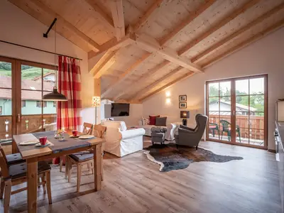 Wohn- und Essbereich