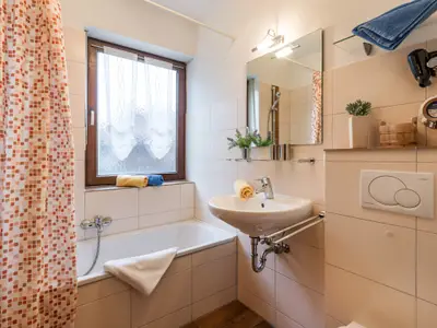 Tageslicht-Bad in der Ferienwohnung Nr. B1