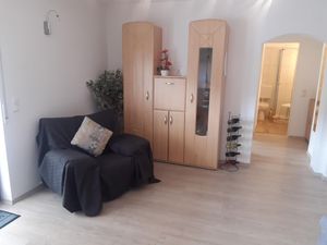 20458781-Ferienwohnung-2-Oberdiebach-300x225-4