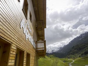 Haus Alpenblick Westansicht