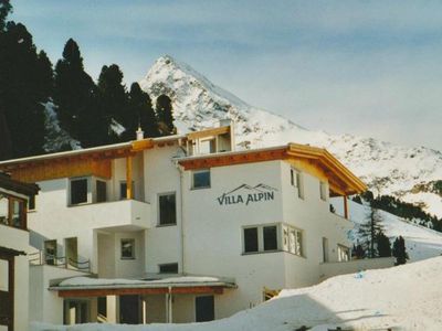 Villa Alpin Winteransicht