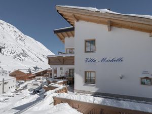 23318771-Ferienwohnung-7-Obergurgl-300x225-1