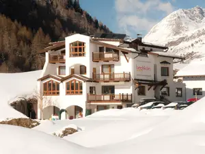 Ferienwohnung für 5 Personen (62 m²) in Obergurgl