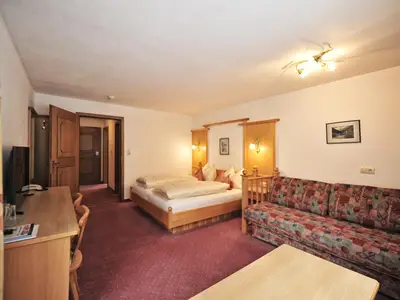 Doppelzimmer 24 mit 2 Zusatzbetten