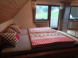 23666015-Ferienwohnung-4-Oberharmersbach-300x225-3