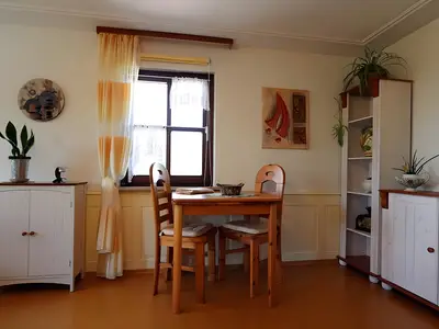 Photo, INSIDE, OUTSIDE