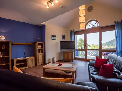 Photo, INSIDE, OUTSIDE