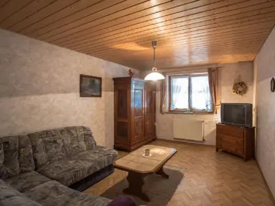 Bauernhaus_Wohn-und-Schlafzimmer