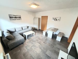 23222525-Ferienwohnung-6-Oberhausen-300x225-2