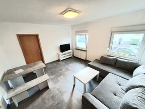 23222525-Ferienwohnung-6-Oberhausen-300x225-3