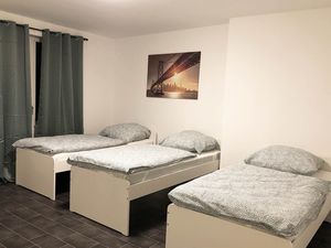 23585897-Ferienwohnung-6-Oberhausen-300x225-1