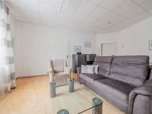 21626581-Ferienwohnung-4-Oberhof-300x225-3