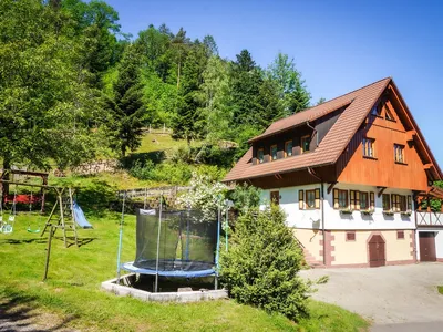 Ferienwohnung für 6 Personen (95 m²) in Oberkirch 1/10