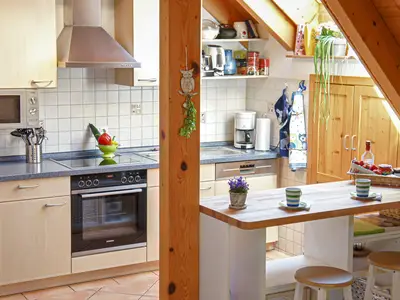 KITCHEN, INSIDE