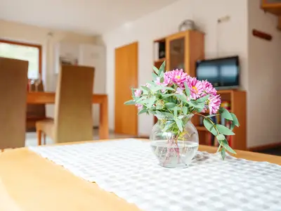 Photo, INSIDE, OUTSIDE