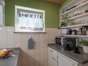 22421359-Ferienwohnung-5-Oberleichtersbach-300x225-5