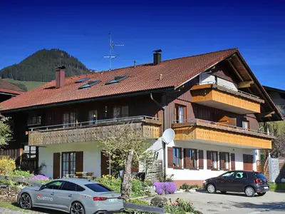 Ferienwohnung im 1. Stock (beide Balkone)