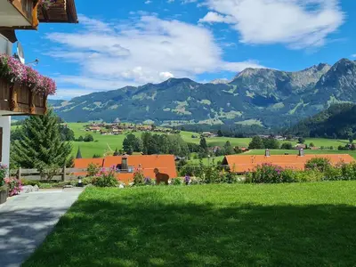 Haus Alpenblick - Südterrasse Liegewiese