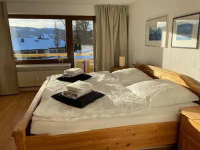 Schlafzimmer 2 mit Balkon