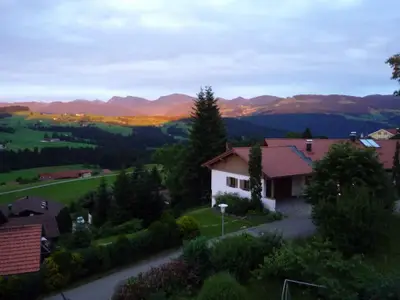 Blick vom Balkon im Spätsommer