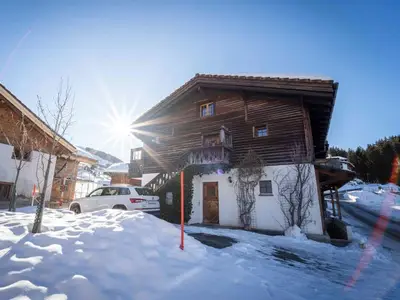 Ferienwohnung für 4 Personen in Obersaxen Affeier 1/10