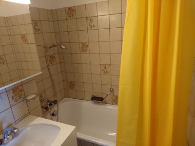 Ferienwohnung Crestahüs Seeberger - Badezimmer