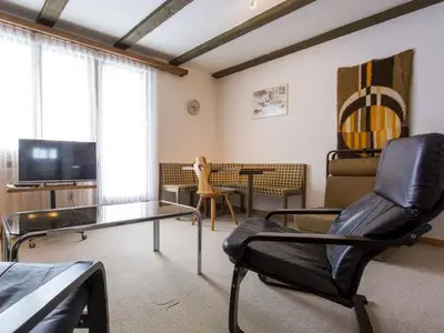 Ferienwohnung für 6 Personen in Obersaxen Meierhof 5/8