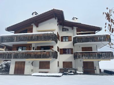 Aussenansicht Haus Alpatli