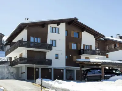 Ferienwohnung für 6 Personen in Obersaxen Meierhof 2/8