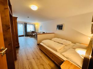 23885532-Ferienwohnung-4-Oberstaufen-300x225-2