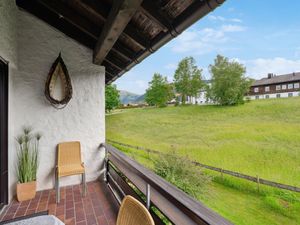 18407709-Ferienwohnung-4-Oberstaufen-300x225-4