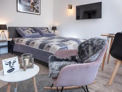 Wohn und Schlafzimmer